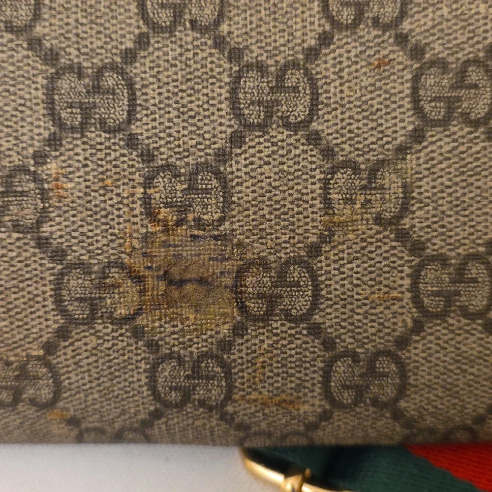 GUCCI GG Supreme Laptop Bag Clutch 3 Pocket Shoulder Crossbody Strap Unisex